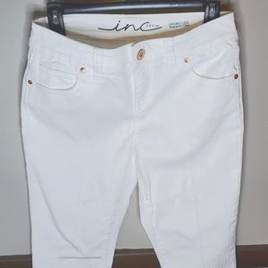 White jeans size 4